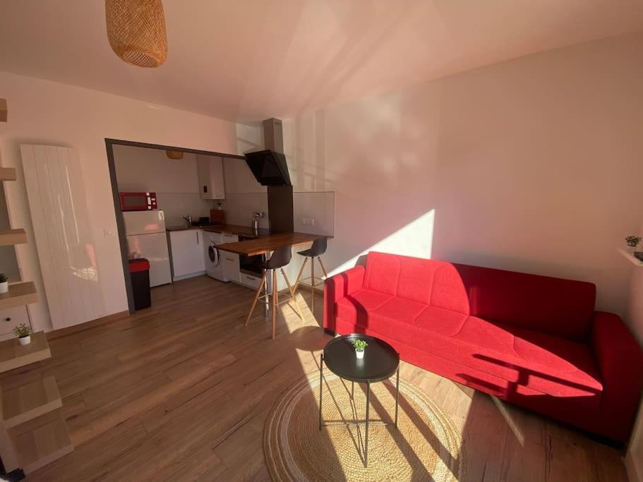 Studio Moderne Et Cosy Avec Balcon Et Parking Lägenhet Périgueux Exteriör bild
