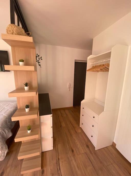 Studio Moderne Et Cosy Avec Balcon Et Parking Lägenhet Périgueux Exteriör bild